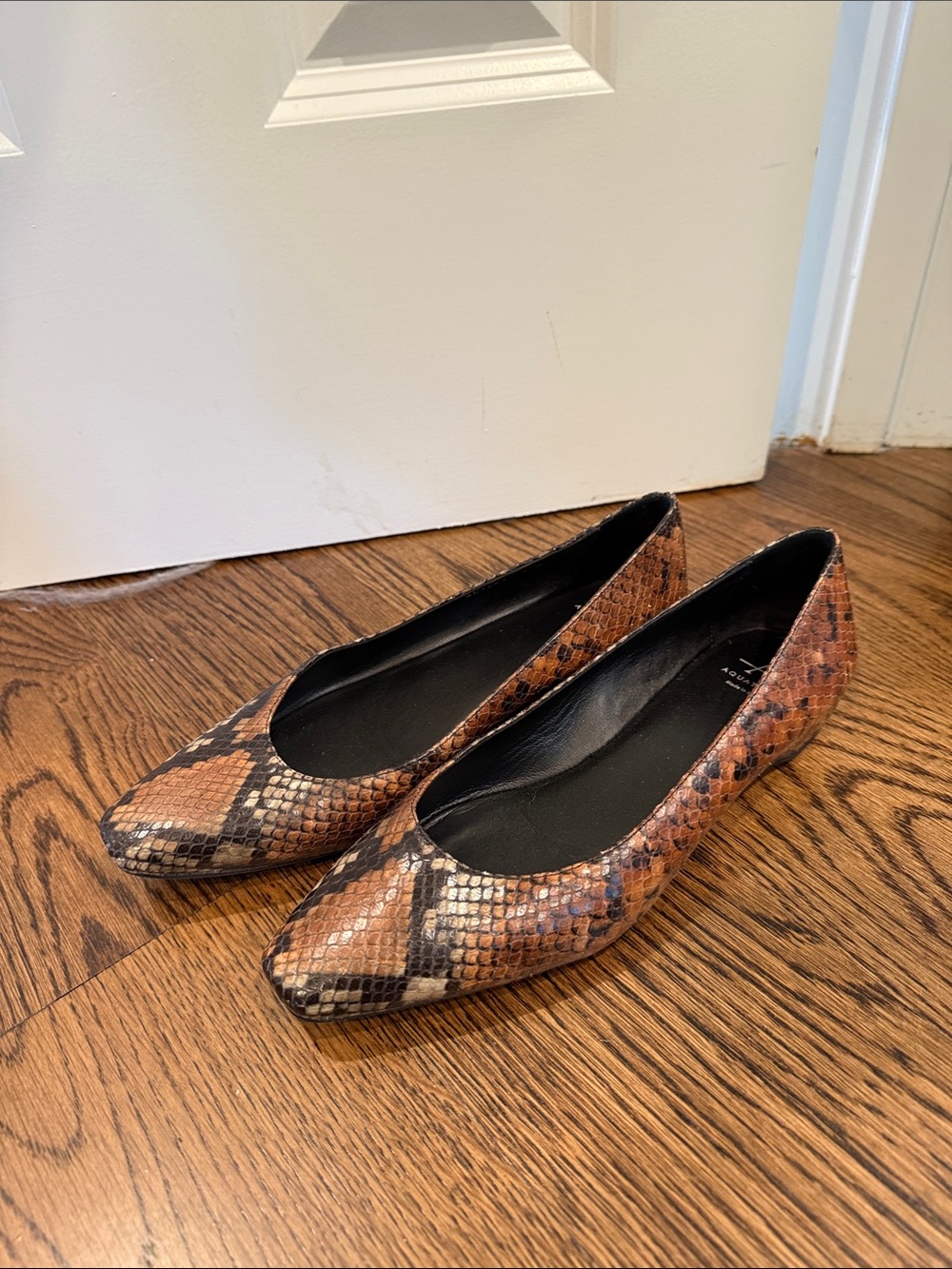 Aquatalia Marcella snakeskin leather flats size 8